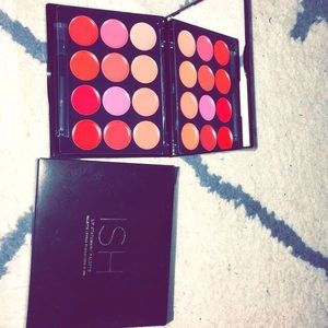 ISH Lip Statement Pallete